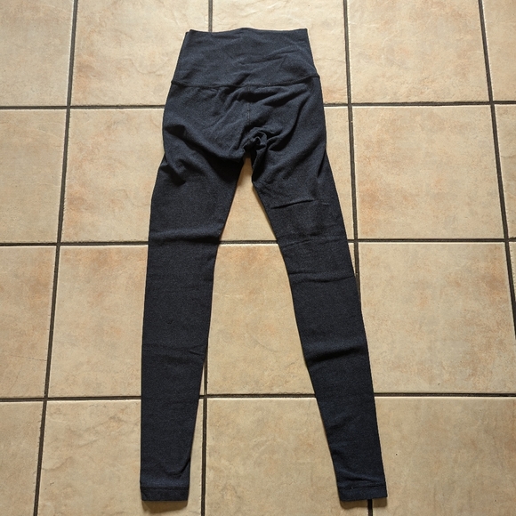 Lululemon Wunder Under Pant - Picture 2 of 3